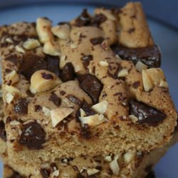 Chocolate Chunk Hazelnut Blondies