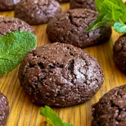 Fresh Mint Chocolate Cookies