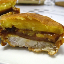 Fried Glutinous Rice Cake Sandwich