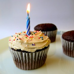 1 Year Blogiversary Cupcakes!