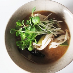 Simple Miso Soup with Enoki