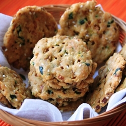 Baked Savory Onion Crackers