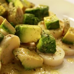 Avocado & Hearts of Palm Salad