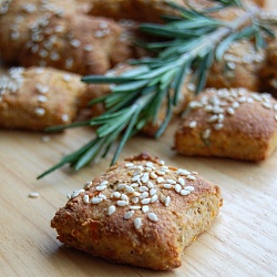 Mini Rosemary and Carrot Scones