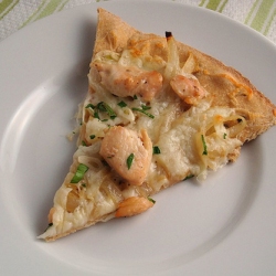 Chicken & Caramelized Onion Pizza