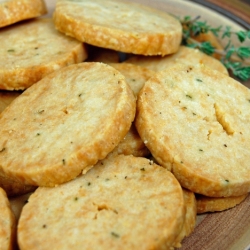 Parmesan & Thyme Crackers