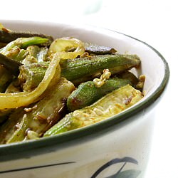 Ladiesfinger and Onion stir fry