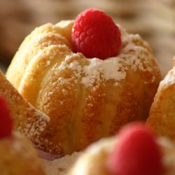 Upside Down Lemon Cupcakes