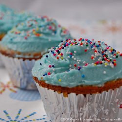 Yogurt Cup Cakes