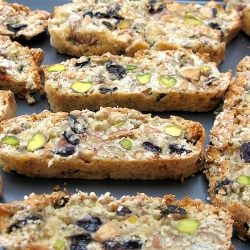 Nut & Raisin Biscotti