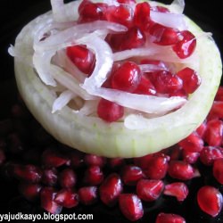 Pomegranate and Onions Salad