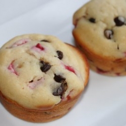 Strawberry And Chocolate Muffins