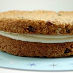 Oatmeal Raisin Sandwich Cookie Cake