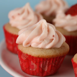 Sprinkles’ Strawberry Cupcake