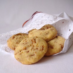 Dutch Caramel Cashew Cookies