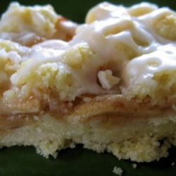 Apple Streusel Bars