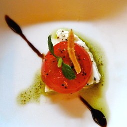 Tomato & Mozarella Cheese