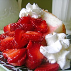 Angel Food Cake with Strawberries