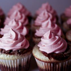 Strawberry Brownie Cheesecake Cups