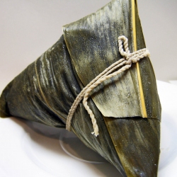 Traditional Holiday Food: Zongzi