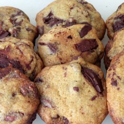 Chunky Chocolate Chewy Cookies!