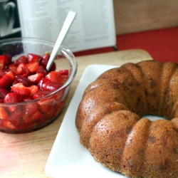 Ginger Cake with Strawberries