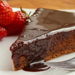 Chocolate Raspberry Wine Cake