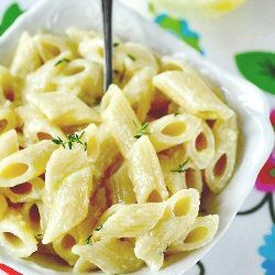 Creamy Pasta With Lemon and Thyme