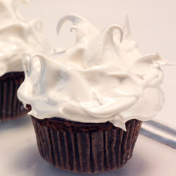 White Mountain Chocolate Cupcakes