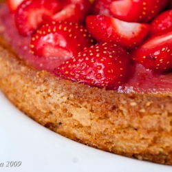 Hazelnut Cake with Strawberry