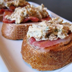 Date and Goat Cheese Toasts