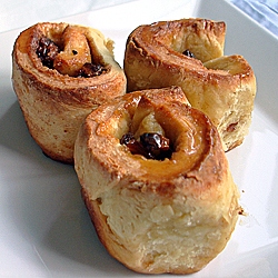 Mini Chelsea Buns