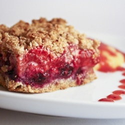 Very Berry Crumble Bars