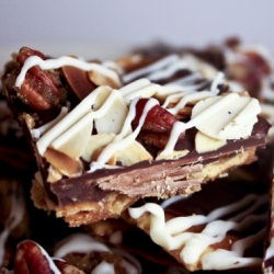 Pecan Praline Caramel Crack(er)bars