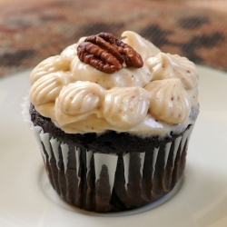 Chocolate Cupcakes w/Honey Pecan