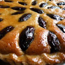 Medjool Date & Almond Tart