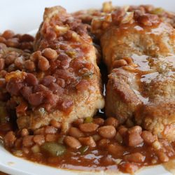 Simple Baked Beans and Pork Chops