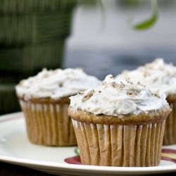 Banana Honey-Cinnamon Cupcakes