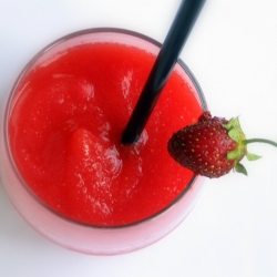 Summertime Strawberry Daiquiris