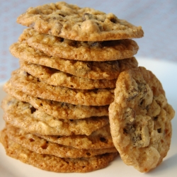 Oatmeal Chocolate Chip Crisps