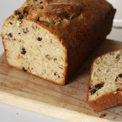 Currant and Walnut Banana Bread