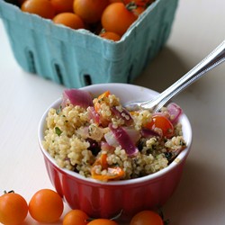 Tomato & Red Onion Quinoa Salad