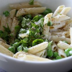 Creamy One-Pot Penne with Peas