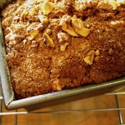 Banana Bread with Cinnamon Crumble