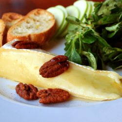 Mâche with Warm Brie