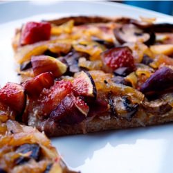 Fig, Onion, Mushrooms Pizza