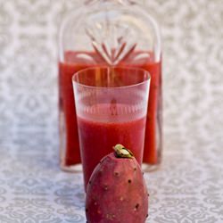 Prickly Pear and Peach Drink