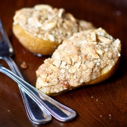 Baked Stuffed Pear Crisp