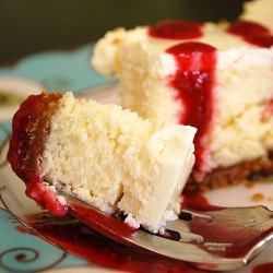 Cheesecake with Raspberry Sauce