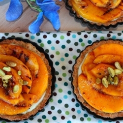 Tartlets with Grilled Peaches